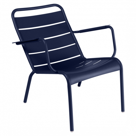 Fauteuil bas LUXEMBOURG de Fermob, Bleu abysse