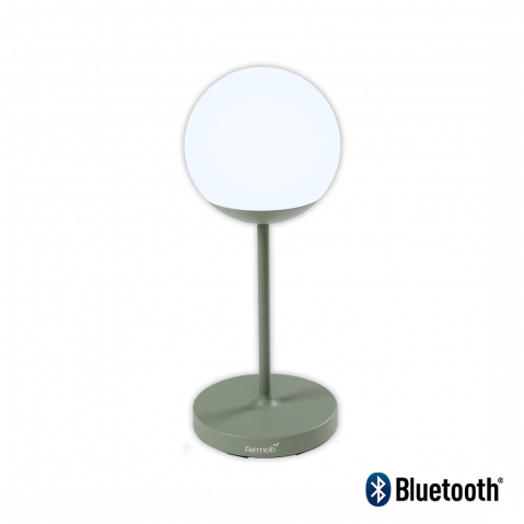 Lampe MOOON! de Fermob, H.63 cm, 4 coloris Lampe MOOON! de Fermob, H.63 cm, 4 coloris